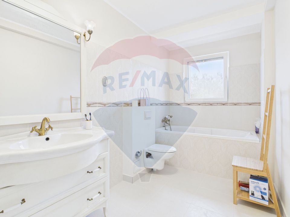 5 room House / Villa for sale