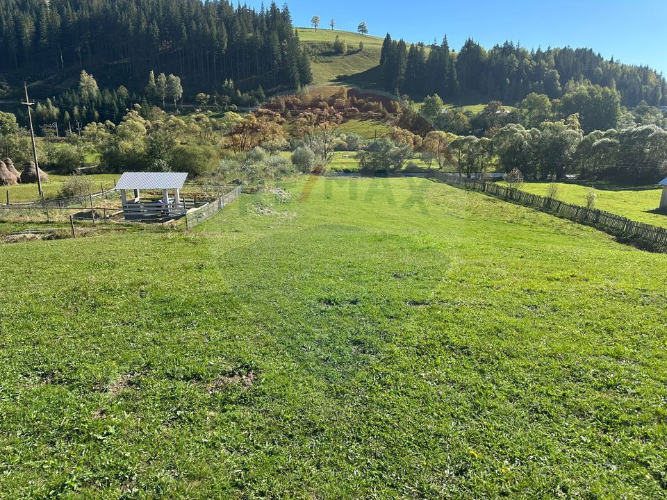 Casă în Vatra Dornei, zona Argestru, cu 11.541m.p. TEREN INTRAVILAN