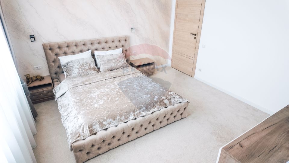 4 room House / Villa for sale