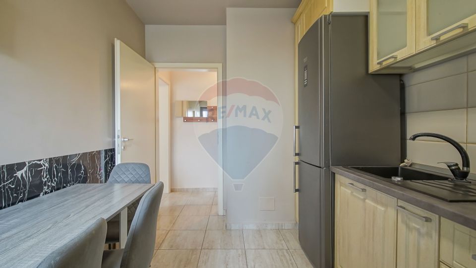 !! REZERVAT !! Apartament in vila, 3 camere, Nicolae Labis, Tractorul