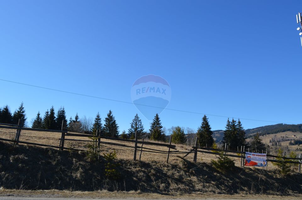 Land 8,700sqm Saru Dornei / None