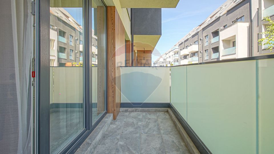 3 room Apartment for sale, Tractorul area