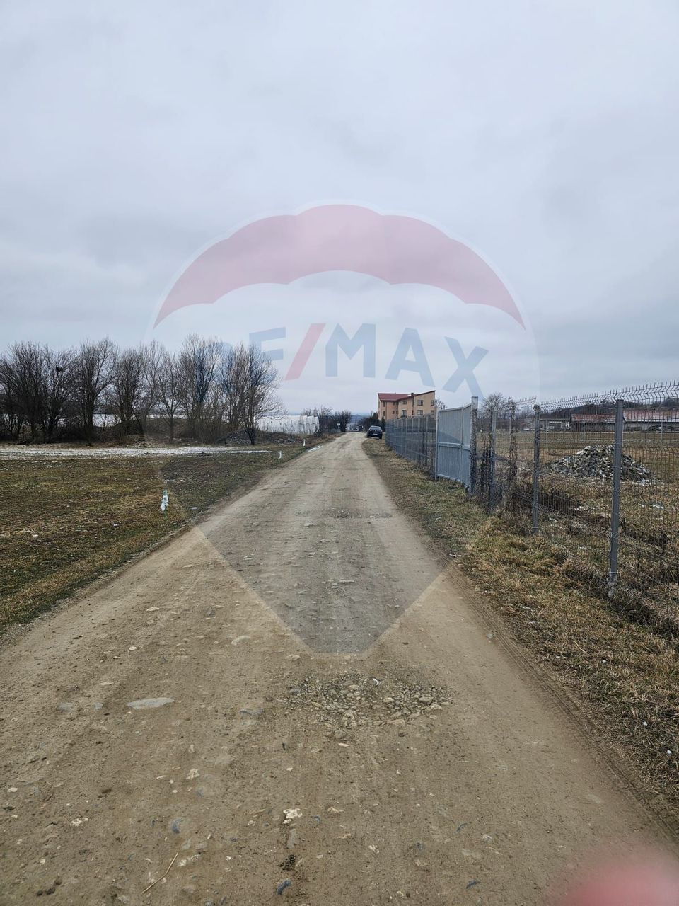 TEREN  INTRAVILAN  5000mp ORAS CISNADIE  STR. SELIMBARULUI