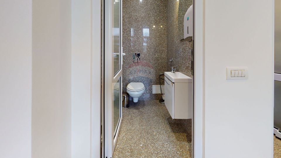 RENTED !! Rent representative offices, downtown, Brasov.