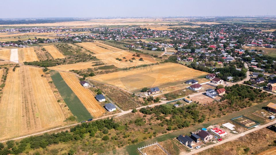 Land 983sqm Sabareni / Strada sondei