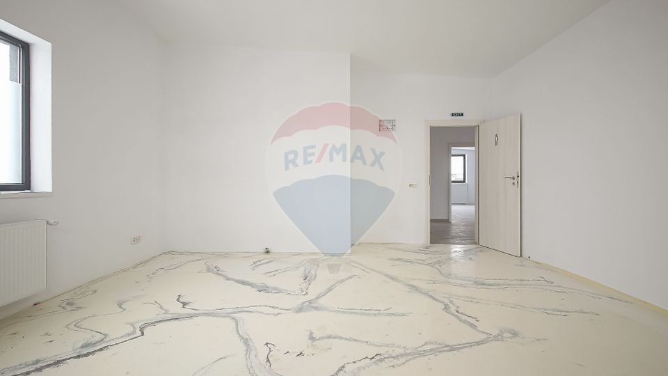 320sq.m Commercial Space for sale