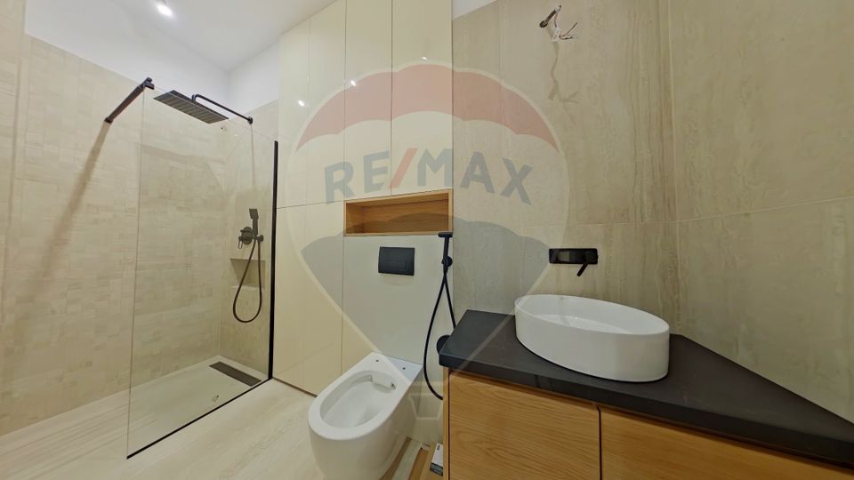 Penthouse confort lux pe 2 nivele, 2 terase panoramice, 4 cam 120mp.