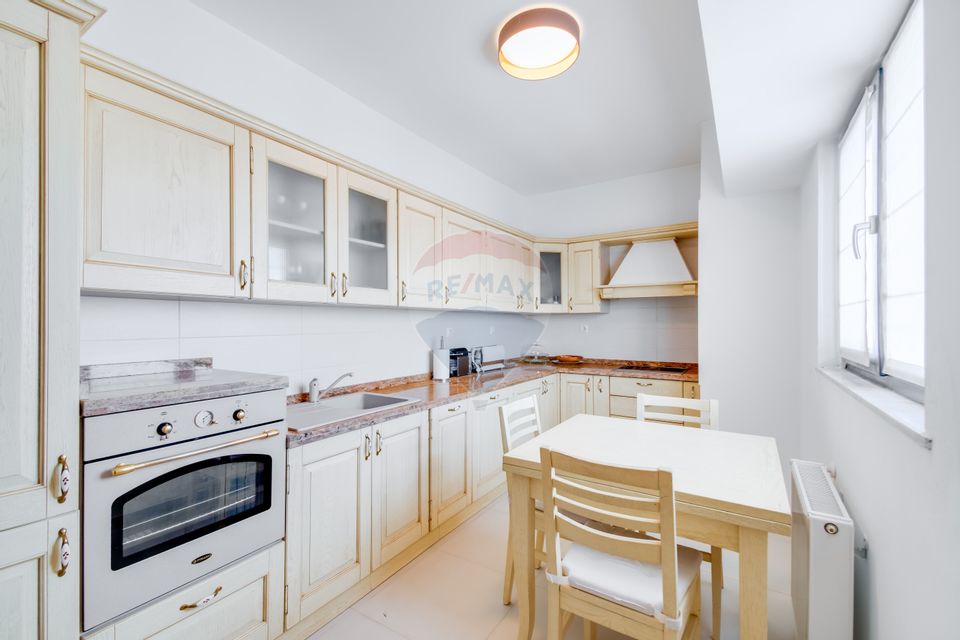 Apartament 3 camere de vanzare, 103 mp, Decebal, calea Calarasi