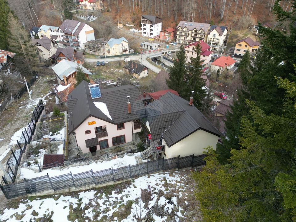 8 room House / Villa for sale, Valea Alba area