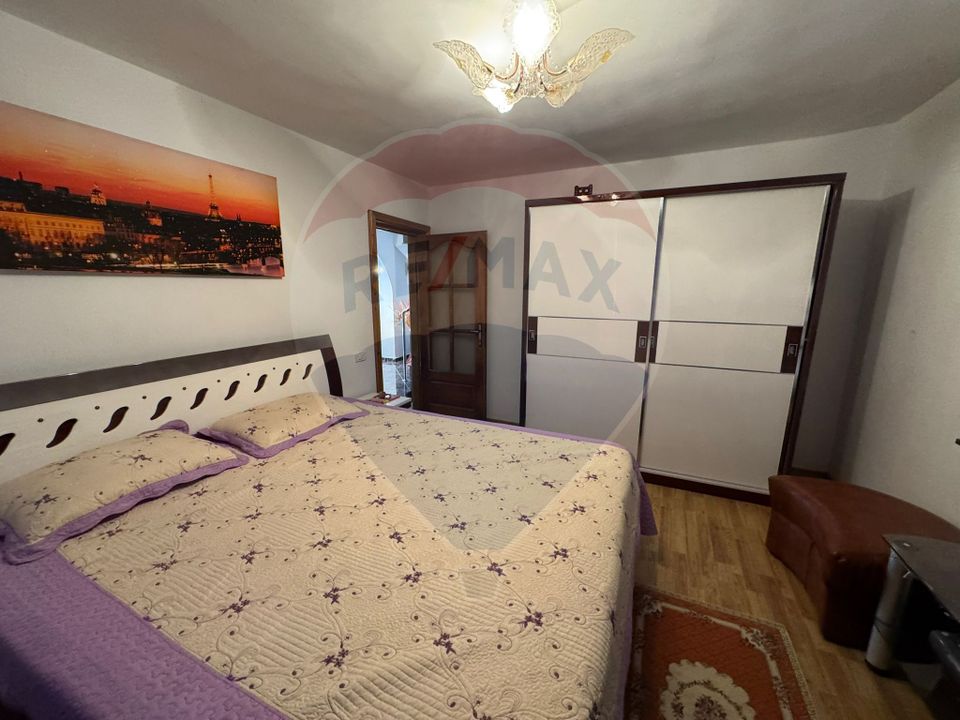 6 room House / Villa for sale