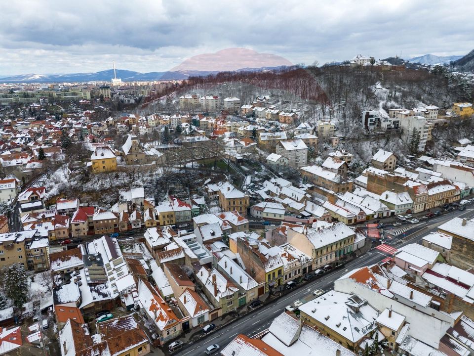 Pensiune  de vânzare, în zona Centrul Istoric!