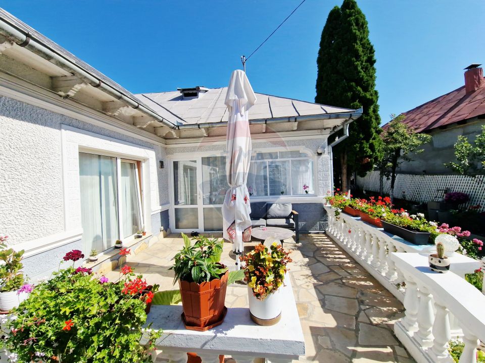 6 room House / Villa for sale