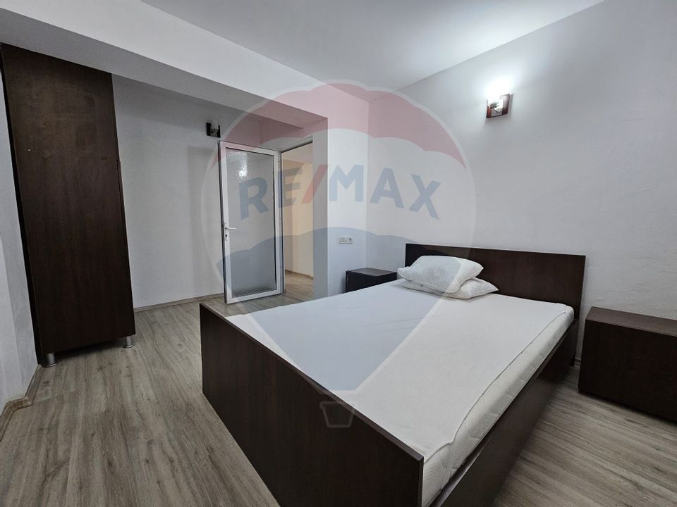 Apartament 3 camere de inchiriat Campus Constanta