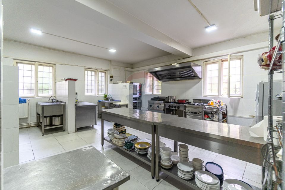 HOTEL "CERBUL CHALET" de vânzare/ zona Râsnov-Pârâul Rece