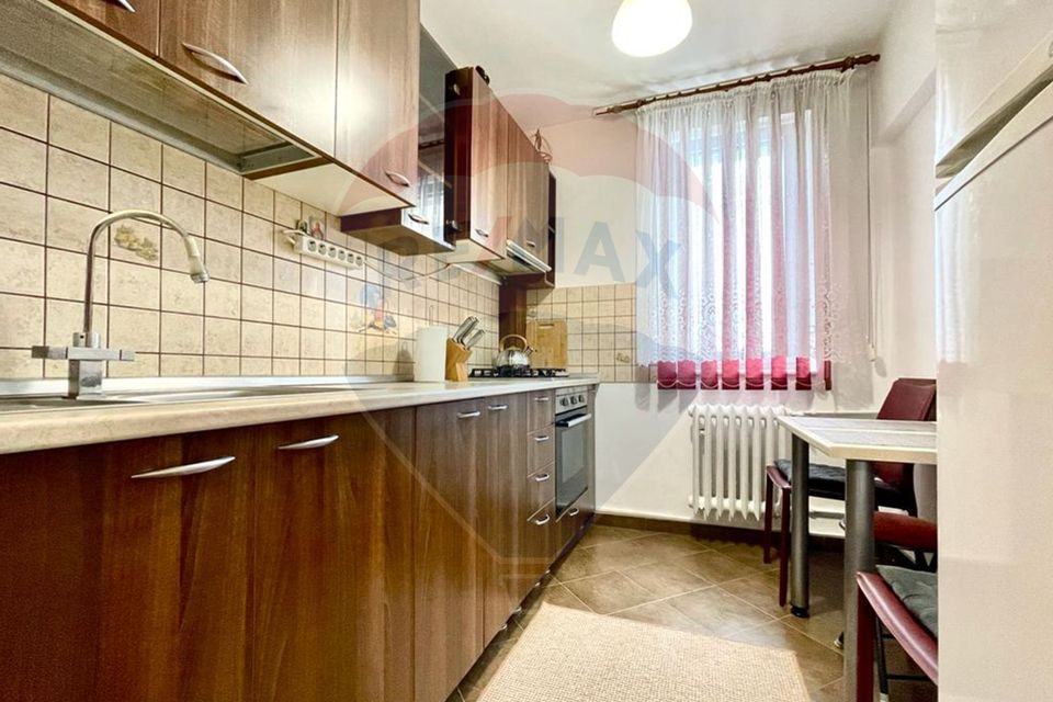 Apartament 2 camere, Piata Hermes