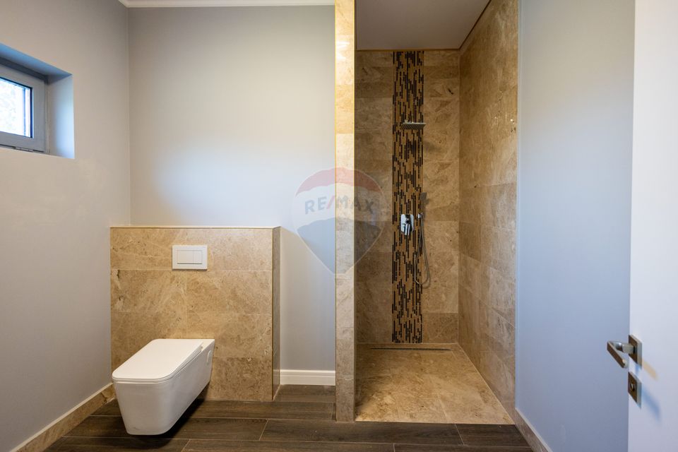 5 room House / Villa for sale