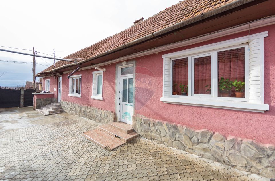 5 room House / Villa for sale