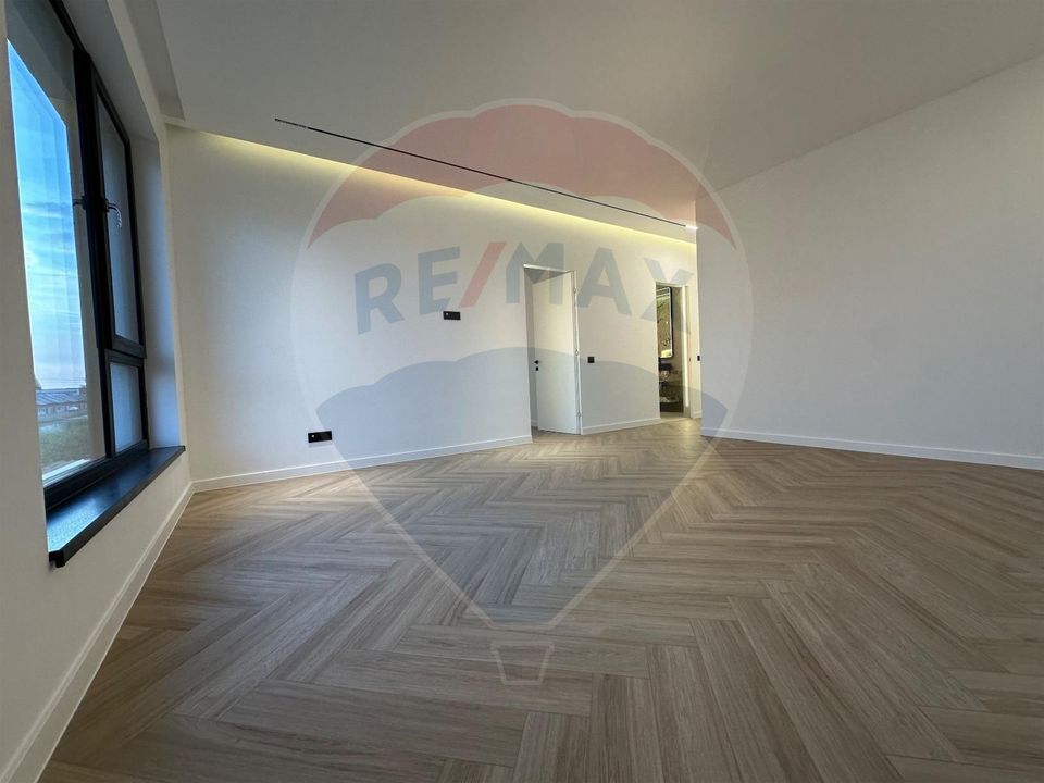 Vila moderna de inchiriat cu 5 camere, prima inchiriere