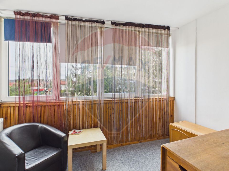 3 room Apartment for rent, Grivitei area