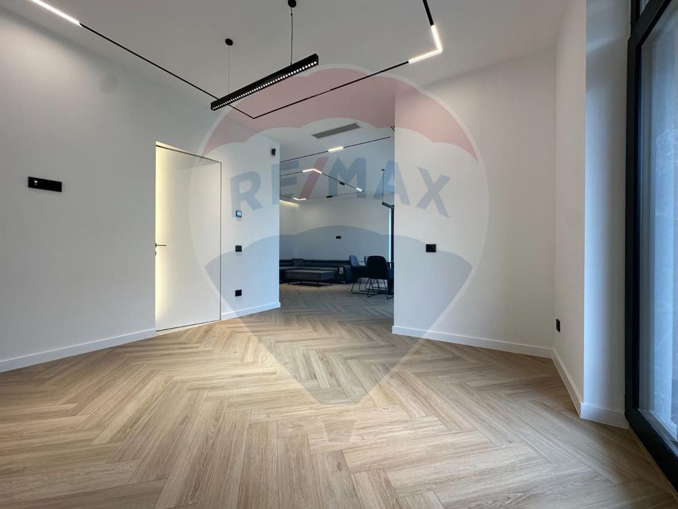 Vila moderna de inchiriat cu 5 camere, prima inchiriere