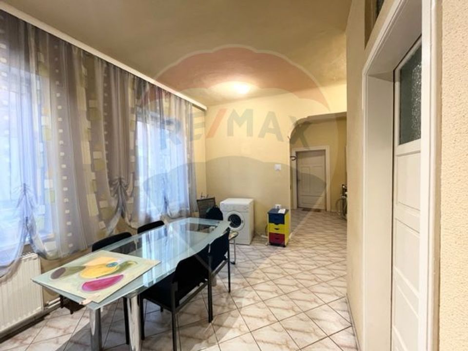 Vanzare apartament centrul istoric  str. Dr. Ioan Lupas