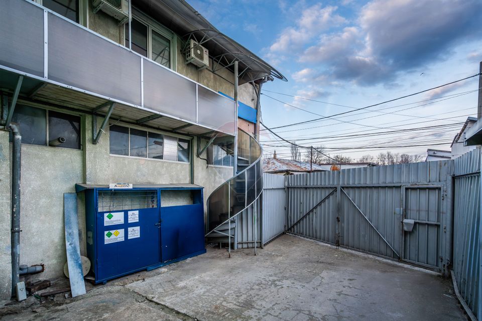 For sale Production hall 1,100 sqm + offices 356 sqm + land 1,200 sqm