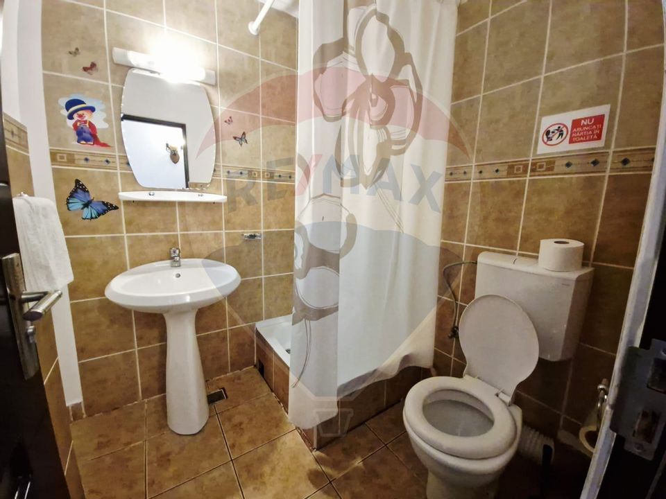 20 room Hotel / Pension for sale