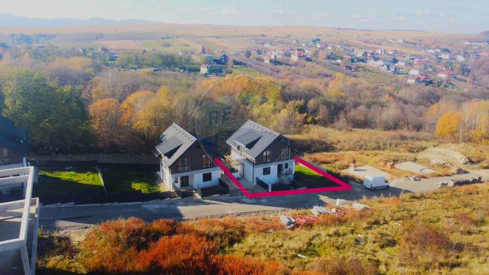 Casa individuala de vanzare in Salicea! 166 MP