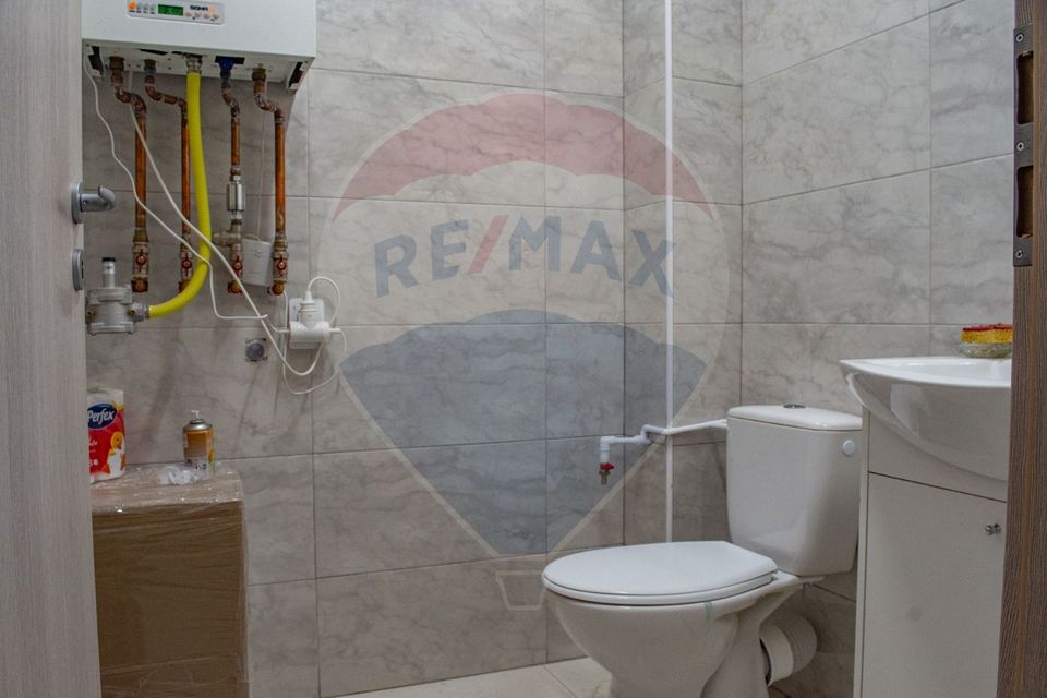 105.3sq.m Office Space for sale