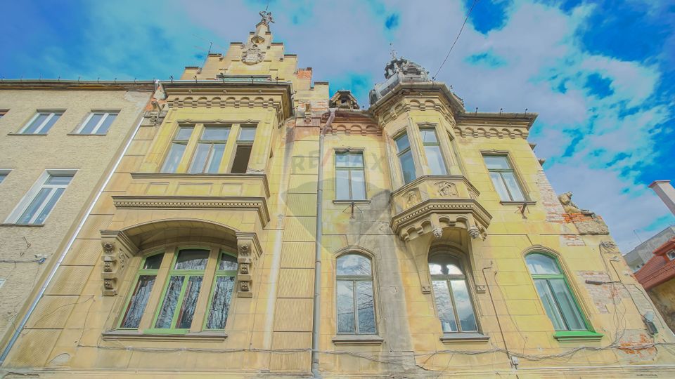 7 room Apartment for sale, Centrul Istoric area