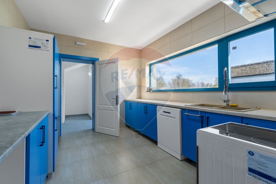 VILA IN MURIGHIOL | IESIRE LA LAC, DELTA DUNARII SI PISCINA | 6 CAMERE