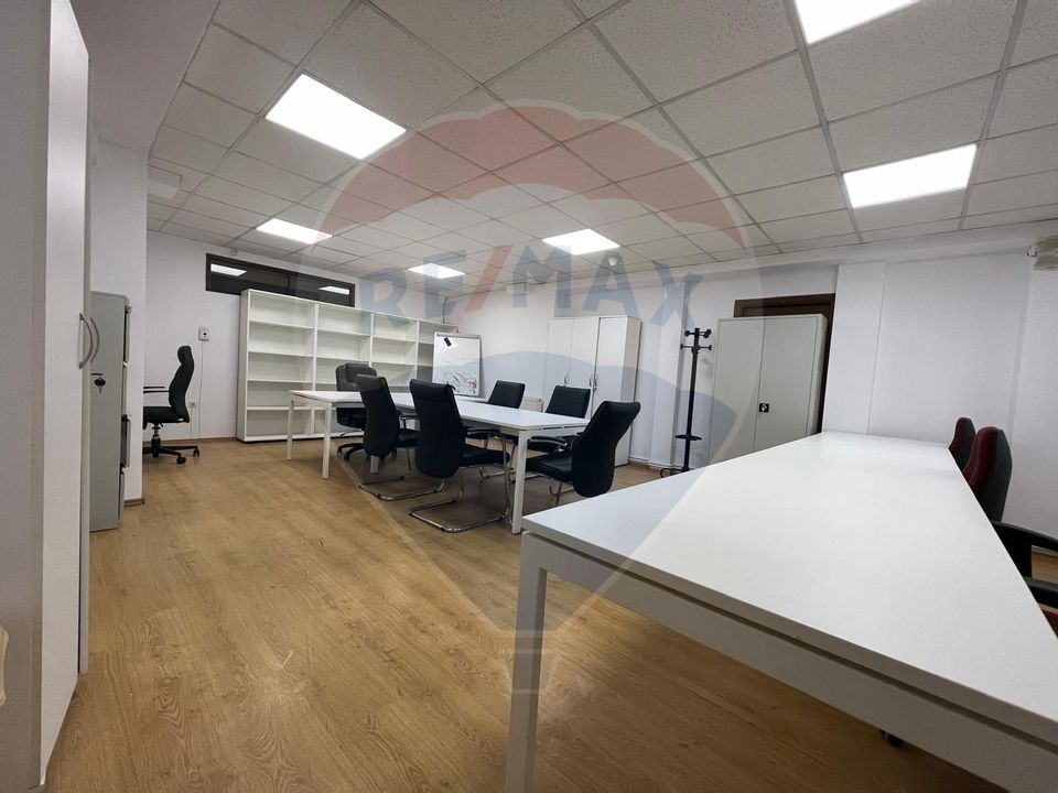 42sq.m Office Space for rent, Semicentral area