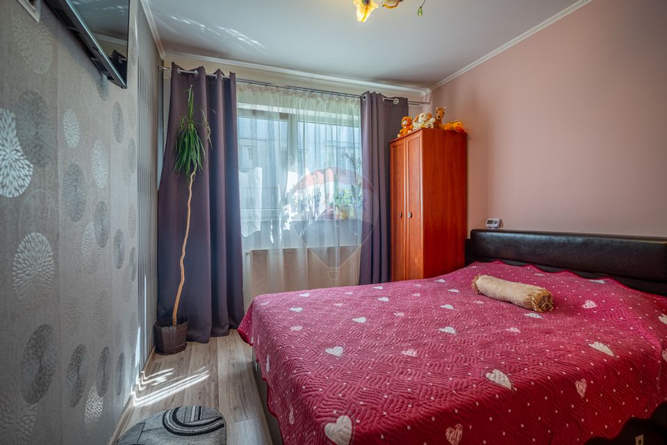 Apartment, 2 rooms, renovated, Ground floor – Breaza