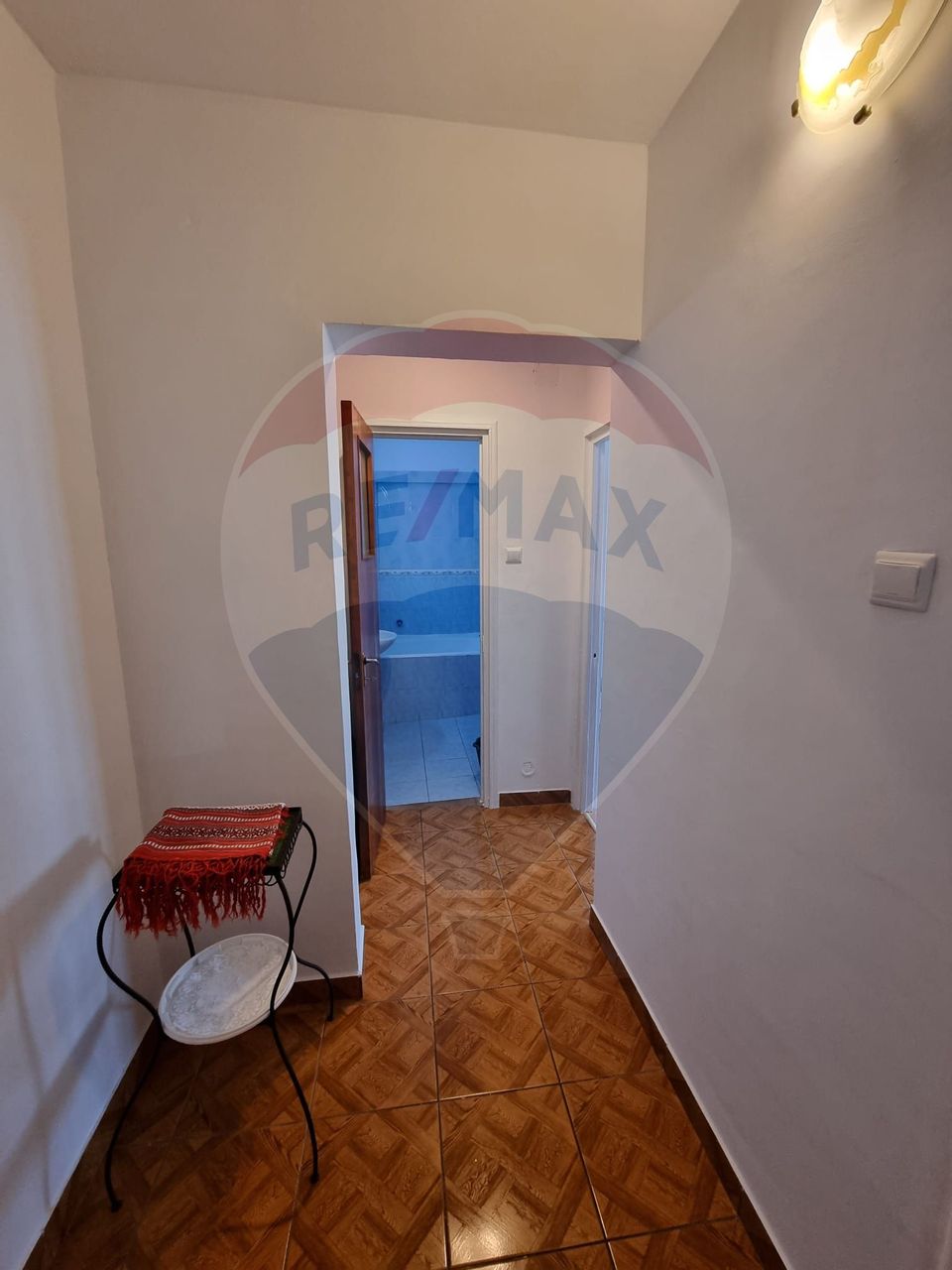 Apartament cu 3 camere de vânzare în zona Pantelimon