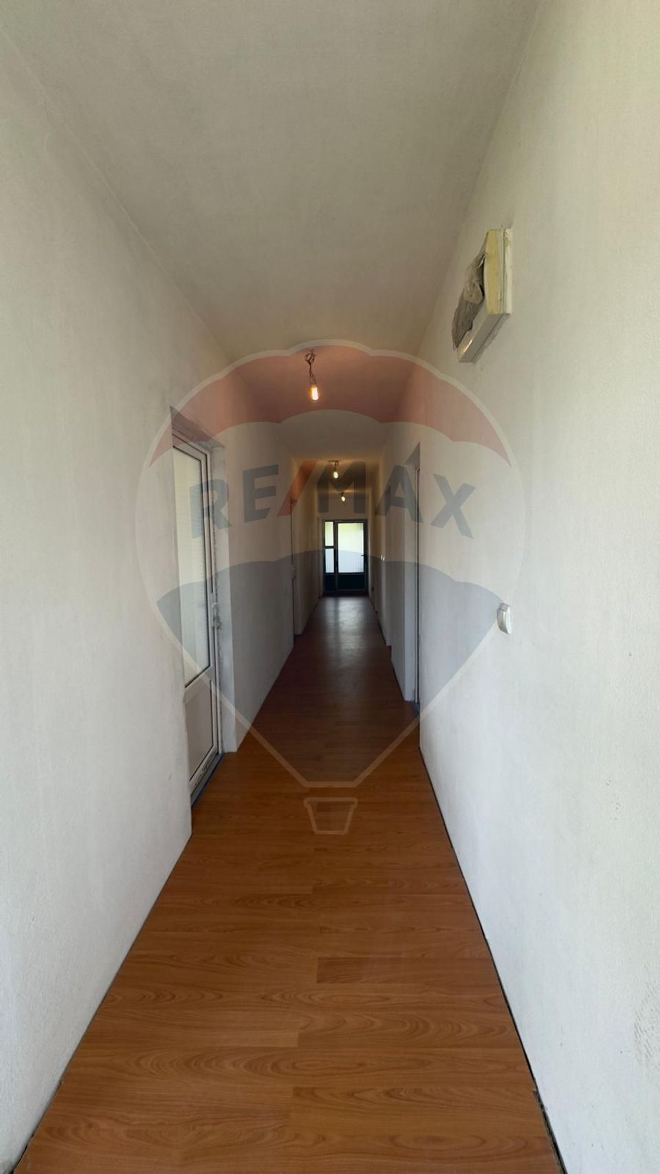 20 room House / Villa for sale