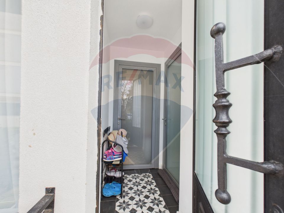 Casă / Vilă cu 5 camere de vânzare în zona Central