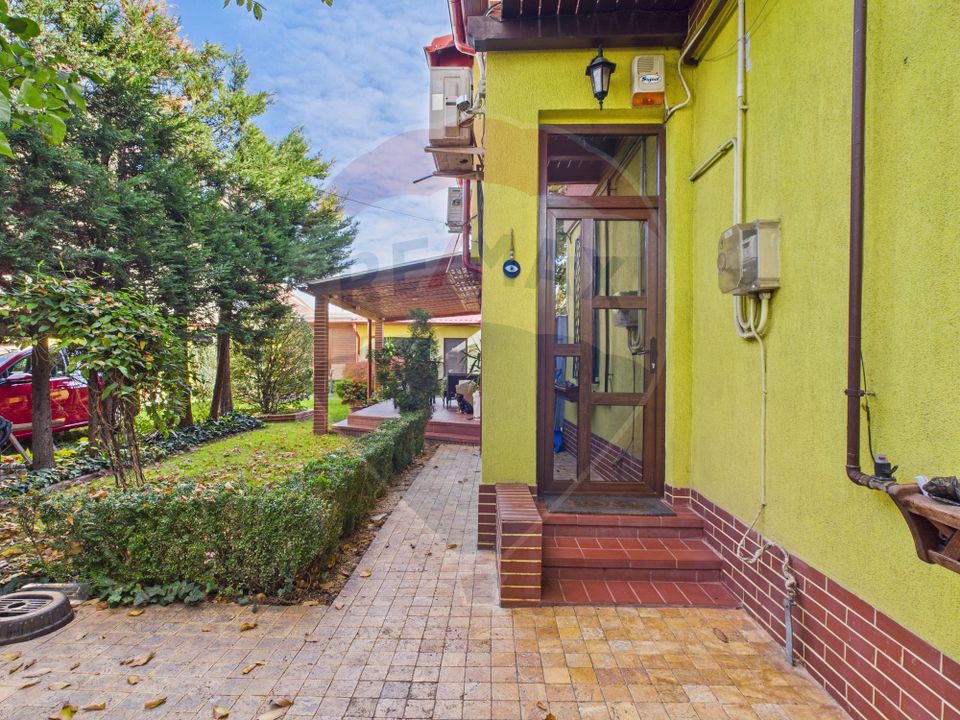 House / Villa Eroii Revolutiei area