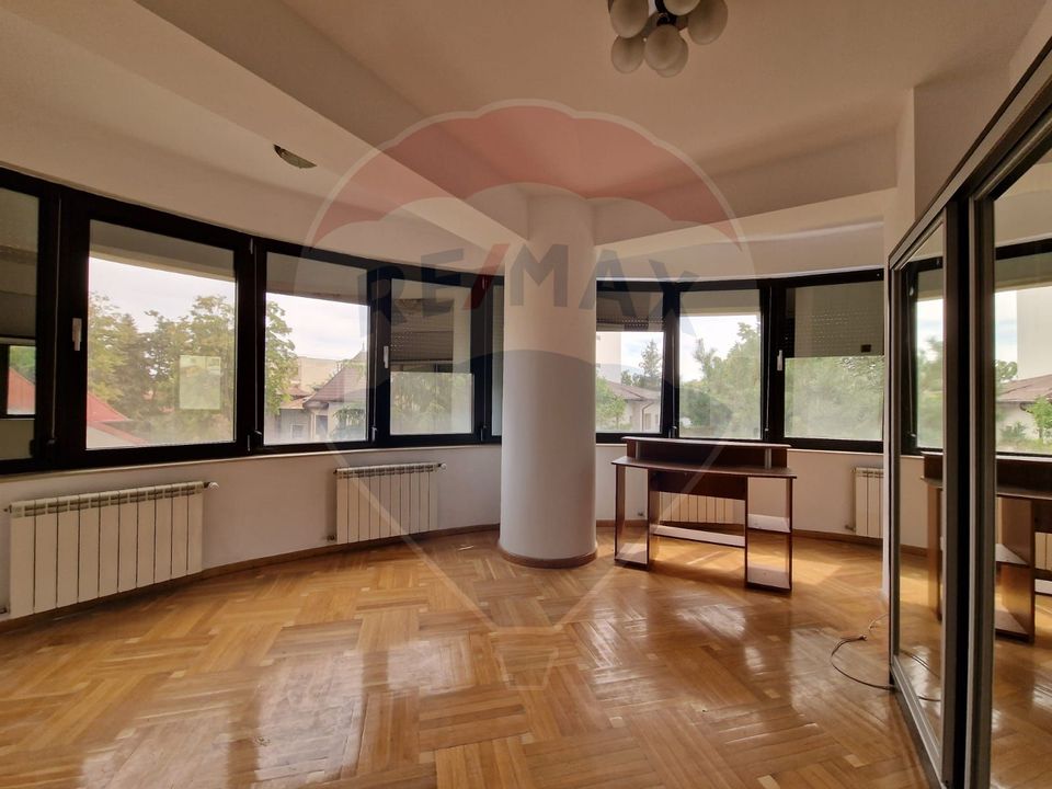 For Sale! Villa 6 rooms - Zorileanu