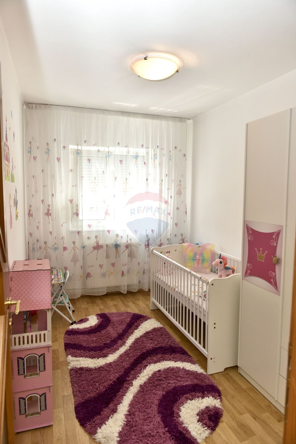 REZERVAT Apartament cu 4 camere, Cartierul Magurii - Codlea.