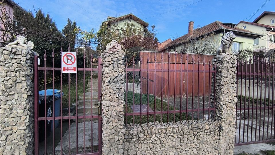 Apartament 3 camere de inchiriat în zona Dambul Rotund