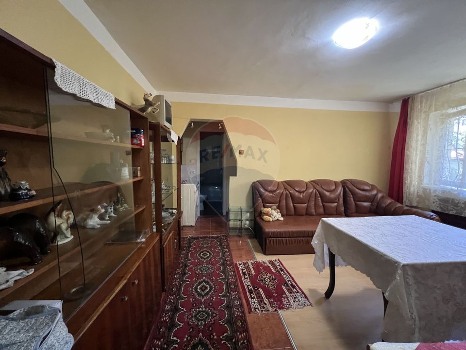 2 room Apartment for sale, Mioritei area