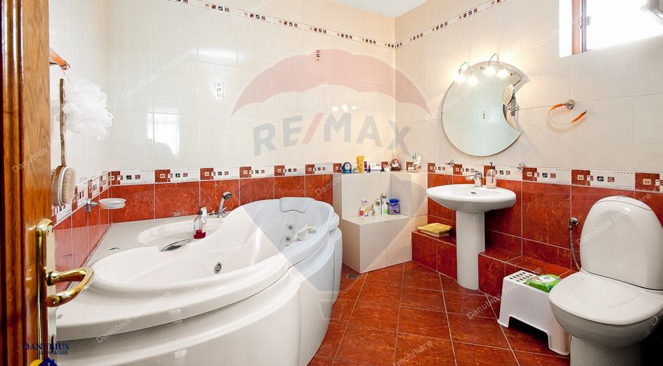 De VANZARE Casa spațioasă S+P+1E+M | Zona STIREX in Galati