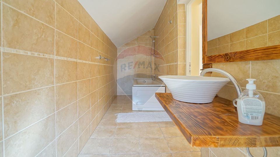 Pensiune de Vanzare in Moieciu de Sus | Comision 0%