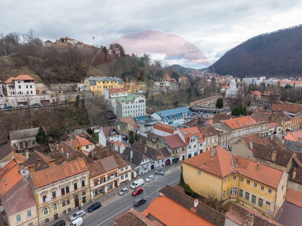 APARTAMENT 3 camere, Etaj 1, Str. Lunga nr 22, Brasov