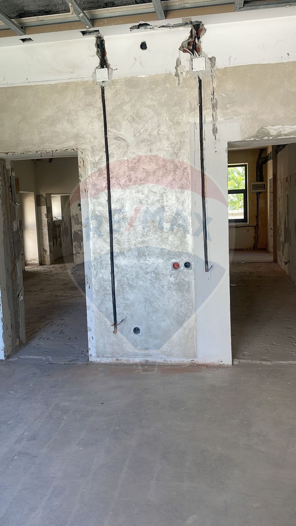 Spațiu comercial de 435mp de închiriat în zona Calea Bucuresti