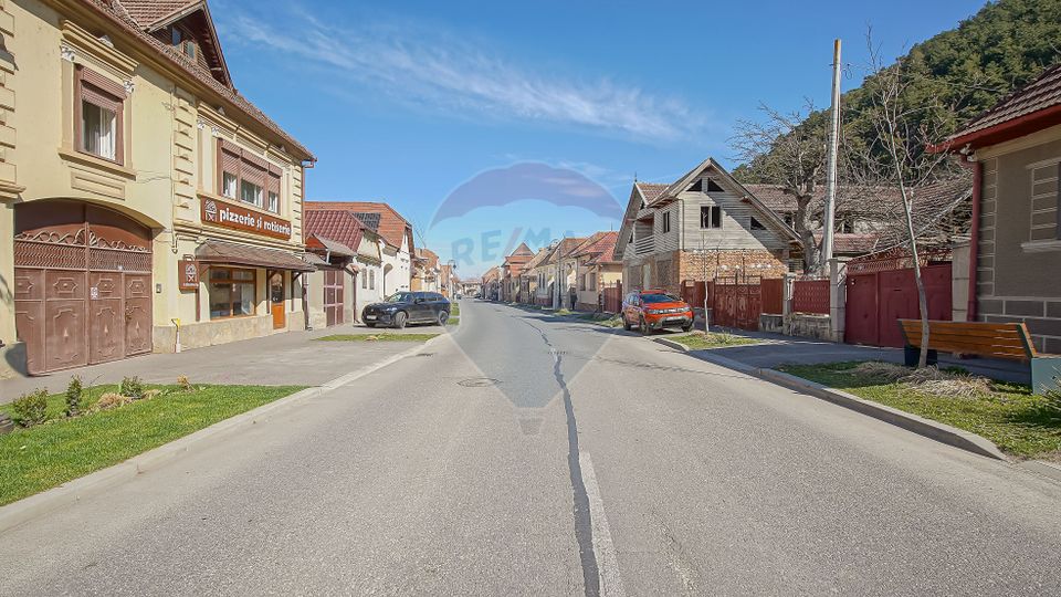 Casă cu 7 Camere + Spațiu Comercial, Oportunitate Rară, Comision 0%