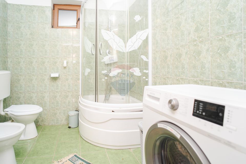 Casă cu 4 camere de vânzare - Chiperești, Iași