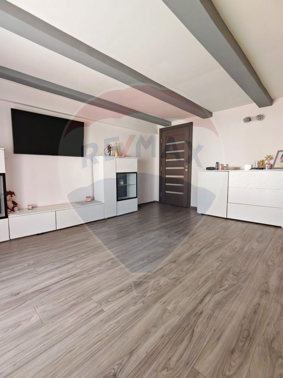 6 room House / Villa for sale, Central area