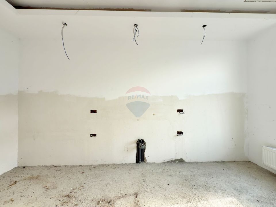 Casă cu 2 camere de vânzare loc. Frumușeni, jud. Arad