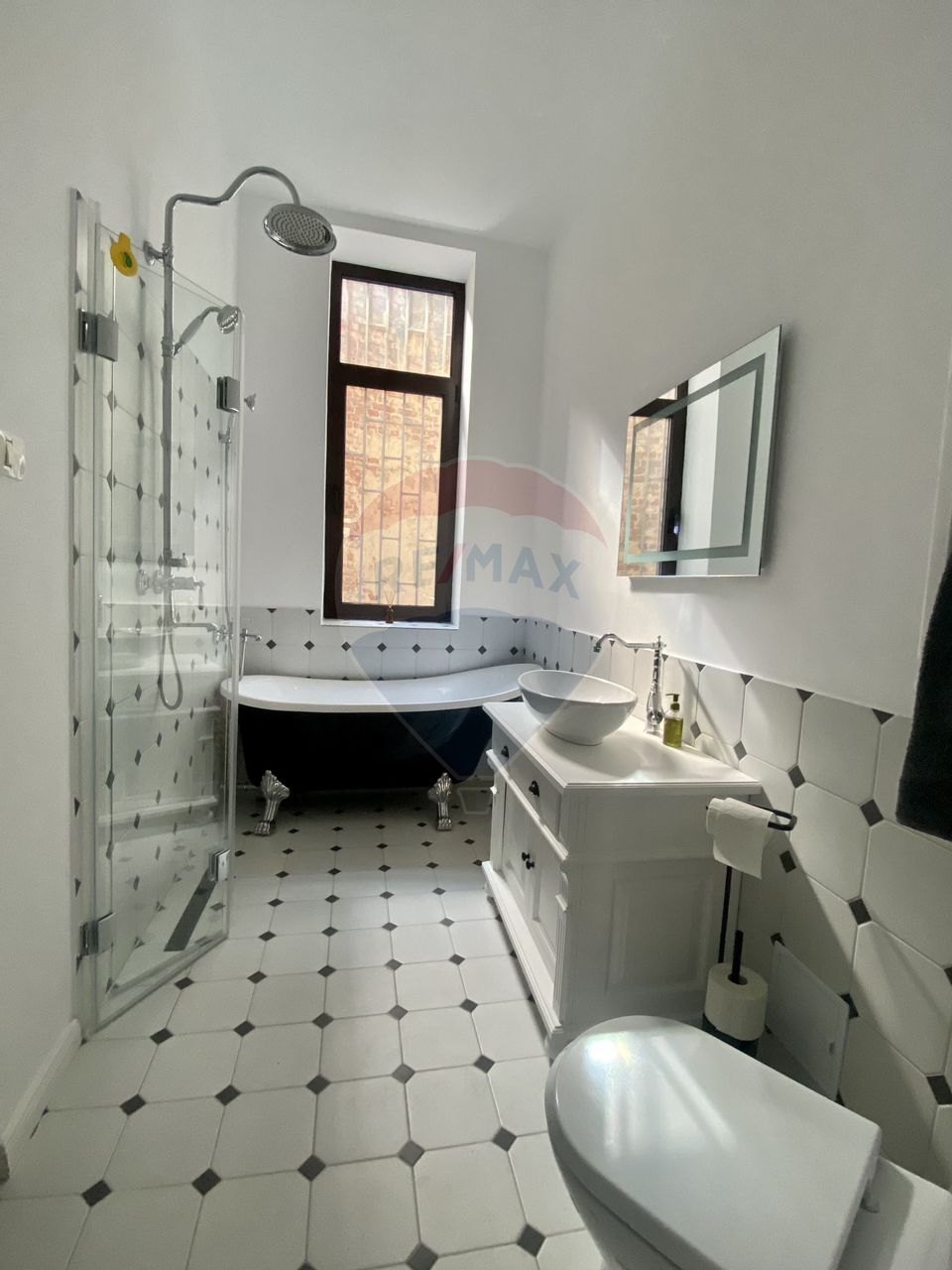 3 room Apartment for sale, P-ta Rosetti area